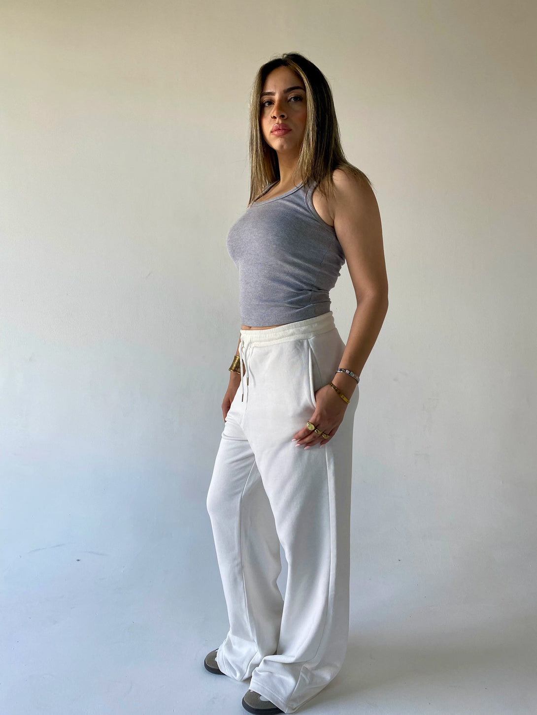 Velvy Wide Pants